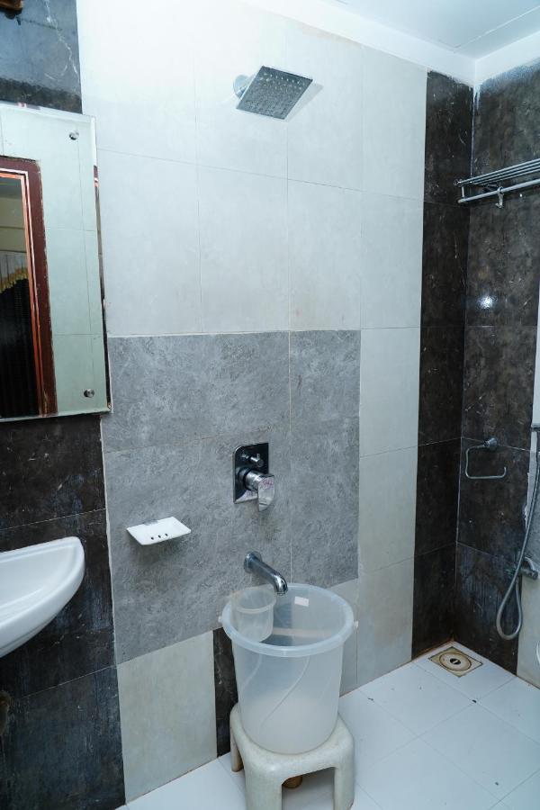 Marshall The Hotel Ahmedabad Exterior foto