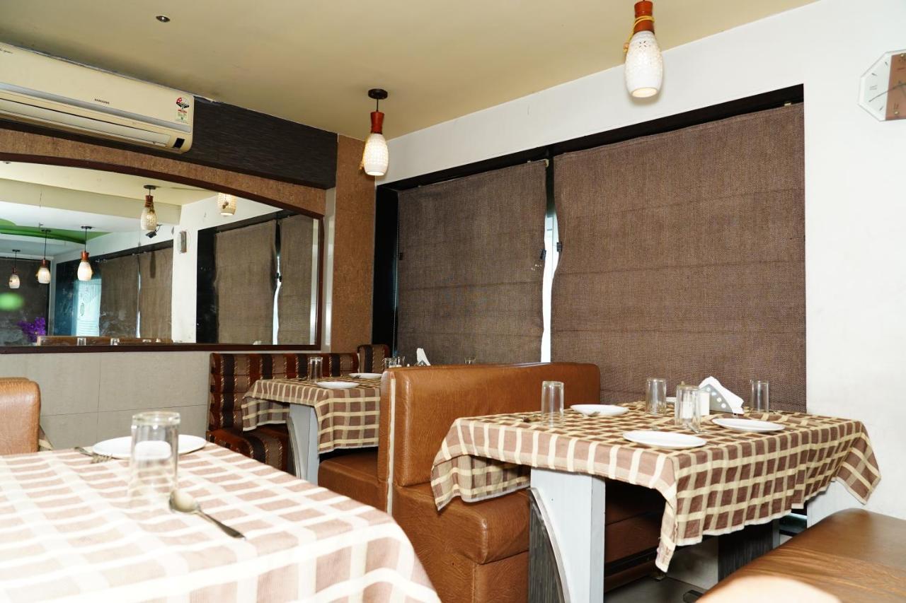 Marshall The Hotel Ahmedabad Exterior foto