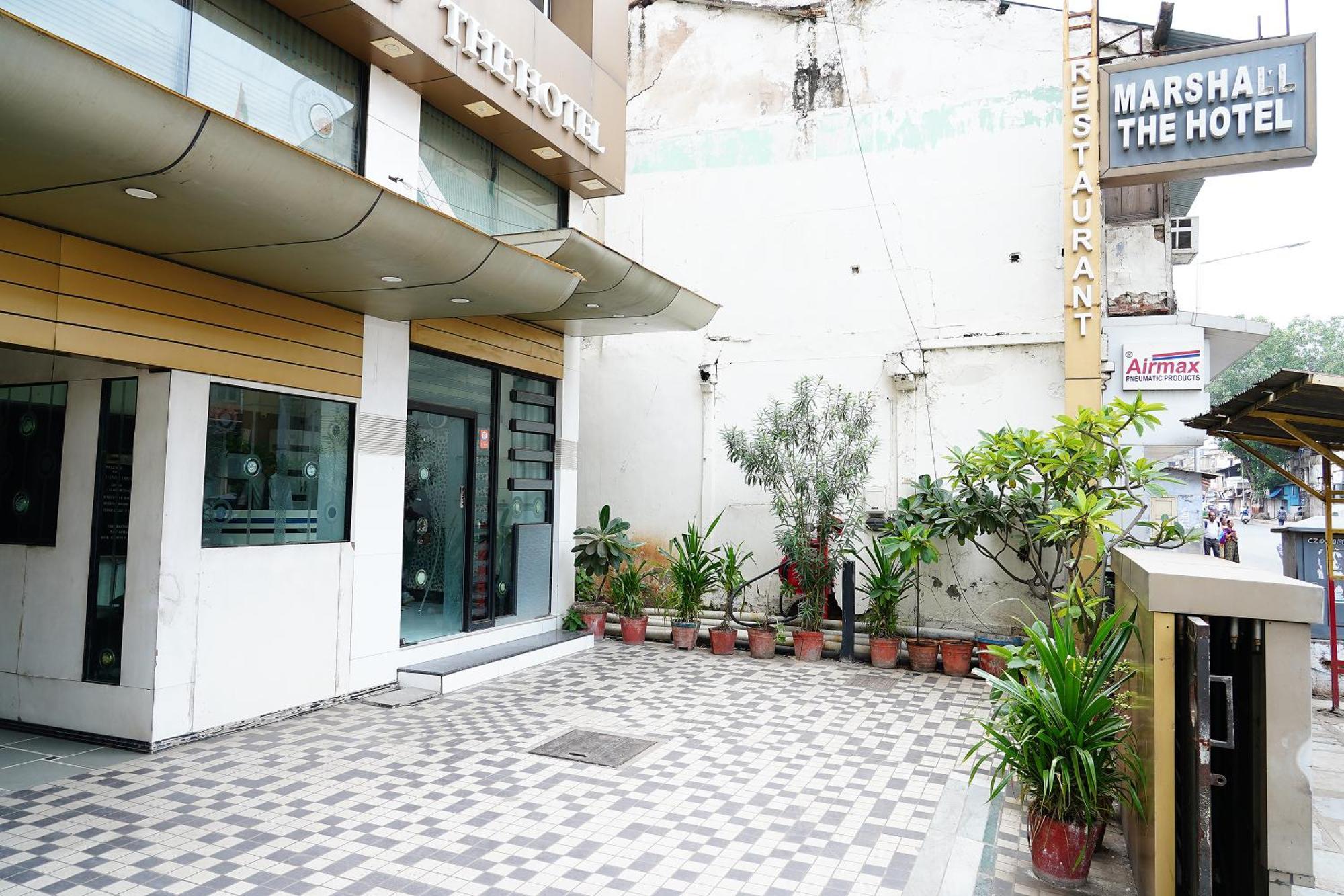 Marshall The Hotel Ahmedabad Exterior foto